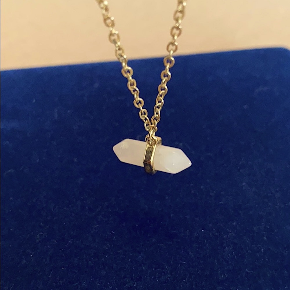 White quartz necklace - Picture 3 of 4